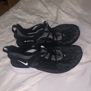 Slip-On Nike Sneakers 7.5